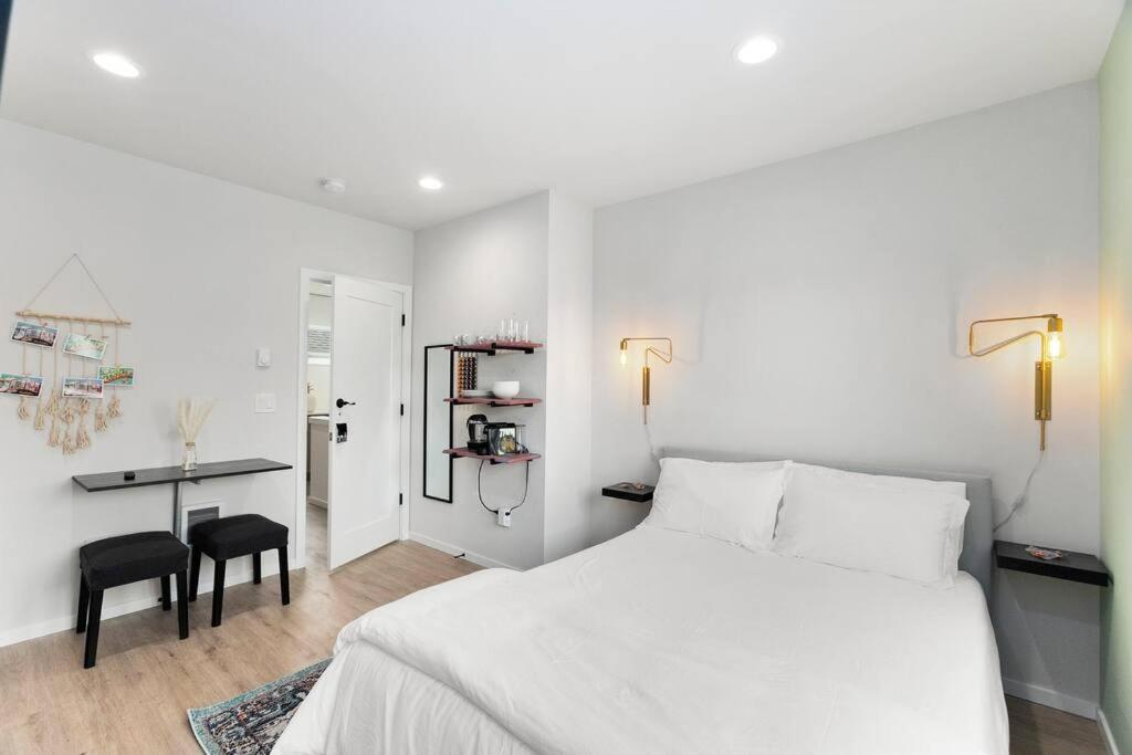 Bodhi'S Sweet Suite - Micro Studio - 91Walkscore Seattle Bagian luar foto